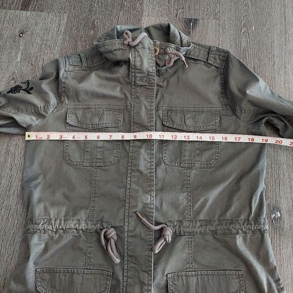 American Rag Juniors Embroidered Cargo Jacket Small - Picture 10 of 10